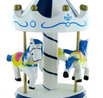 Carrousels musicaux miniatures en bois Carrousel musical miniature en bois : carrousel musical miniature blanc et bleu de taille moyenne