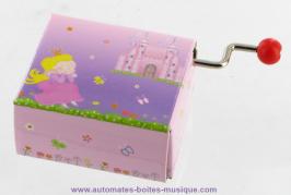 Boîtes à musique à manivelle en carton illustré Boîte à musique à manivelle : boîte à musique à manivelle en carton "Le château de la princesse"