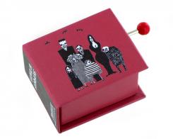 Boîtes à musique à manivelle en forme de livre Boîte à musique à manivelle en forme de livre: boîte à musique "La famille Addams" (thème principal)
