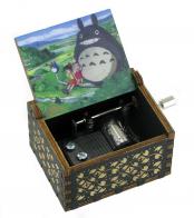 Boîtes à musique à manivelle en bois Boîte à musique à manivelle en bois sculpté et gravé: boîte à musique "Mon voisin Totoro" (Path of the wind)