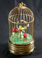 Oiseaux chanteurs automates mécaniques Oiseaux chanteurs mécaniques : 3 oiseaux chanteurs automates dans cage dorée
