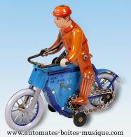 Jouets mécaniques en métal, tôle ou fer blanc non disponibles Jouet mécanique en métal, tôle et fer blanc : jouet mécanique moto bleue