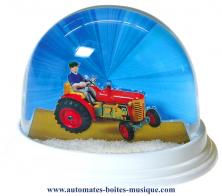 Boules à neige non musicales fabriquées en Allemagne (sur commande) Boule à neige classique non musicale allemande : boule à neige en plastique avec tracteur