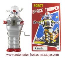 Jouets en métal, tôle et fer blanc : robots mécaniques en métal Robot mécanique en métal, tôle et fer blanc : robot mécanique en métal "Robot Robby"