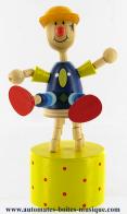 Jouets en bois avec articulation par pression Jouet en bois articulé : jouet en bois clown au chapeau jaune articulé