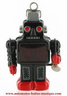 Jouets en métal, tôle ou fer blanc : robots mécaniques en métal Robot mécanique en métal, tôle et fer blanc : robot mécanique en métal "Robot japonais à étincelles"