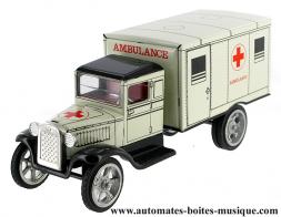 Jouets mécaniques en métal, tôle et fer blanc Jouet mécanique en métal, tôle et fer blanc agrafé : jouet mécanique "Camion ambulance"