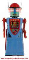 Jouets en métal, tôle ou fer blanc : robots mécaniques en métal Robot mécanique en métal, tôle et fer blanc : grand robot mécanique en métal "Mr Chief"