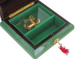 Boîtes à bijoux musicales Boîte à bijoux musicale : boîte à bijoux de 18 lames avec marqueterie ange