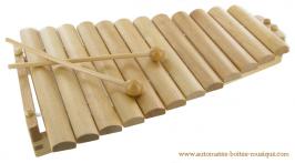 Instruments de musique traditionnels Instrument de musique à percussion : Xylophone avec 12 lames en bois et deux baguettes