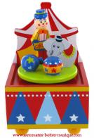 Boîtes à musique avec personnages Boîte à musique animée en bois : boîte à musique "Le dompteur et son éléphant"