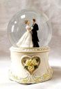 Boule à neige musicale avec globe en verre et couple de mariés: boule à neige avec mélodie "La marche nuptiale"