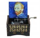 Boîte à musique à manivelle en bois sculpté et gravé avec dessin sur le thème de Vincent van Gogh (autoportrait)