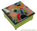 Boîte à bijoux musicale en bois de 18 lames avec marqueterie de motifs colorés : boîte à bijoux carrée "vitraux"